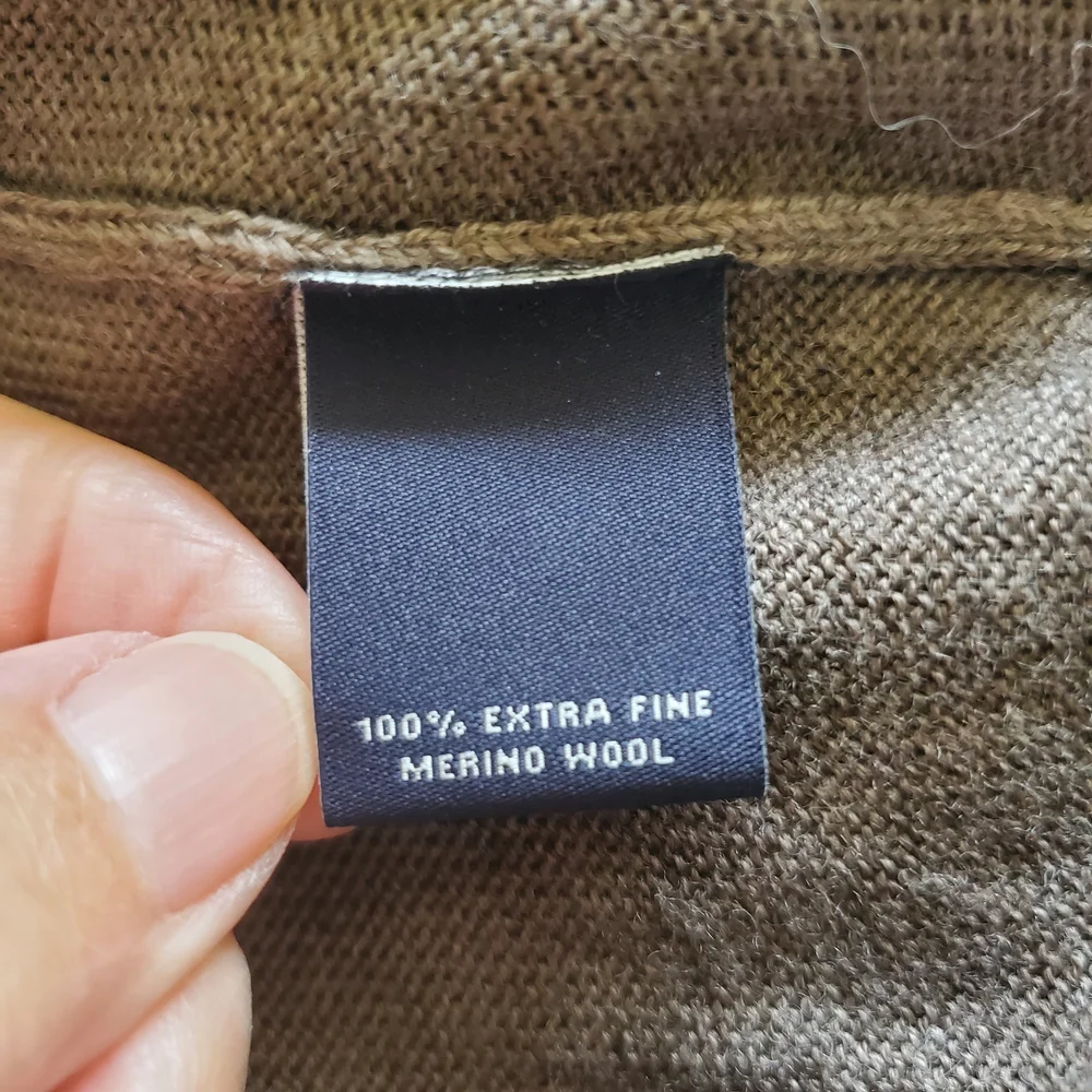 Hart Schaffner Marx Brown 100% Extra Fine Merino Wool Sweater Vest. Size XL